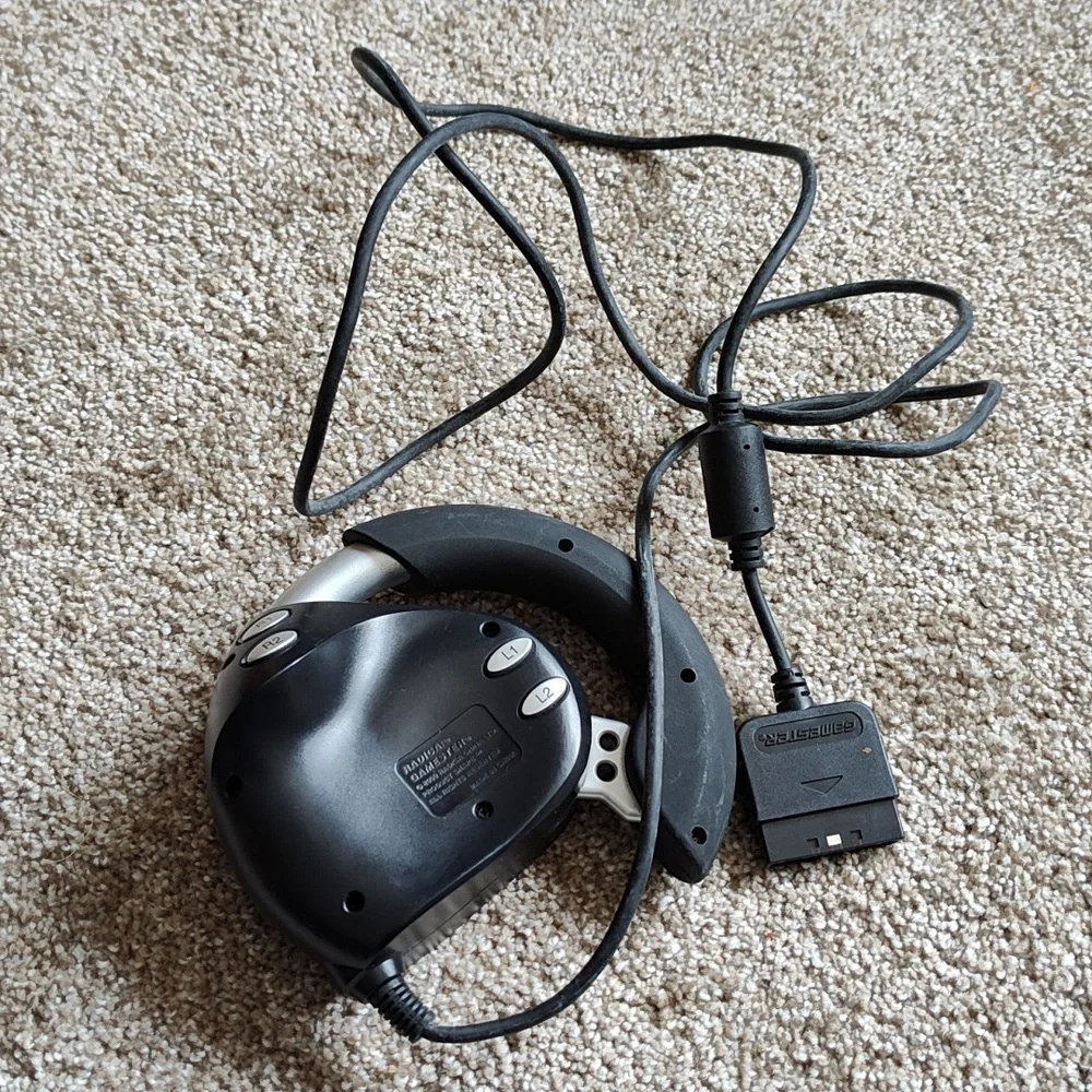 Gamester steering wheel control for PlayStation 2